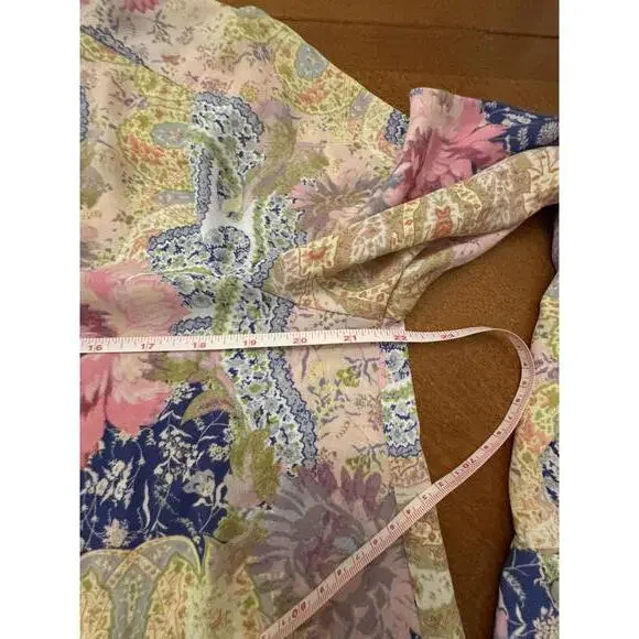 Long Sleeve Paisley Floral Button-Up Shirt - Picture 3 of 4